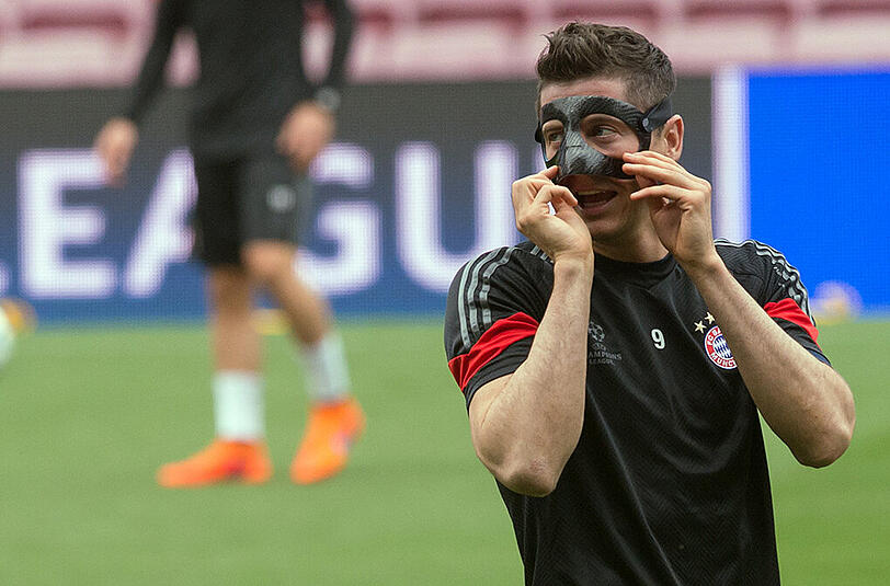 Trotz Maske! Lewandowski spielt