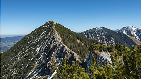 Die Brecherspitz ist ein beliebter Berg im Alpenvorland.