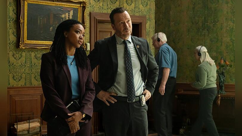 Sonequa Martin-Green und "Blue Bloods"-Urgestein Donnie Wahlberg bilden in "Boston Blue" das neue Ermittlerduo.