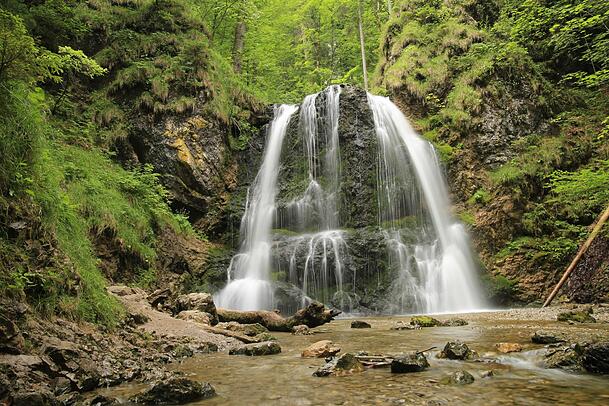 Idyllisch: die Josefsthaler Wasserf&auml;lle.