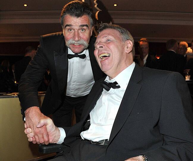 Der ehemalige Handball-Bundestrainer Heiner Brand (l.) mit seinem Freund Jo Deckarm, der 60 wird.