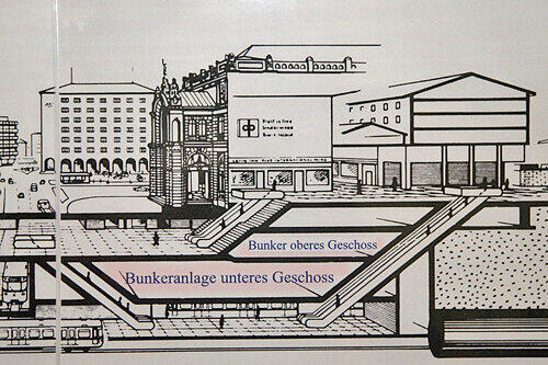 Unauffällig: Zwischen dem U-Bahnhof Hauptbahnhof und dem Bahnhofs-Vorplatz befindet sich der Atombunker.