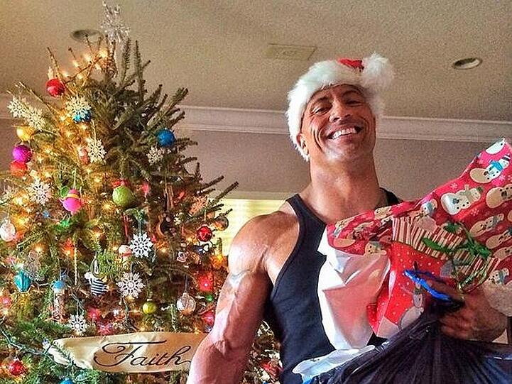 The Rock gibt zu Hause den Müllmann