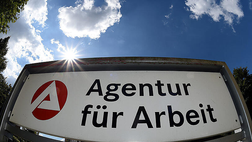 Die Zahl der offenen Stellen in Deutschland wächst. Die Zahl der offenen Stellen in Deutschland wächst.