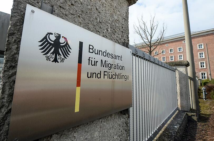 In diesem Jahr werden 300.000 bis 400.000 neue Flüchtlinge in Deutschland erwartet. Foto: Armin Weigel