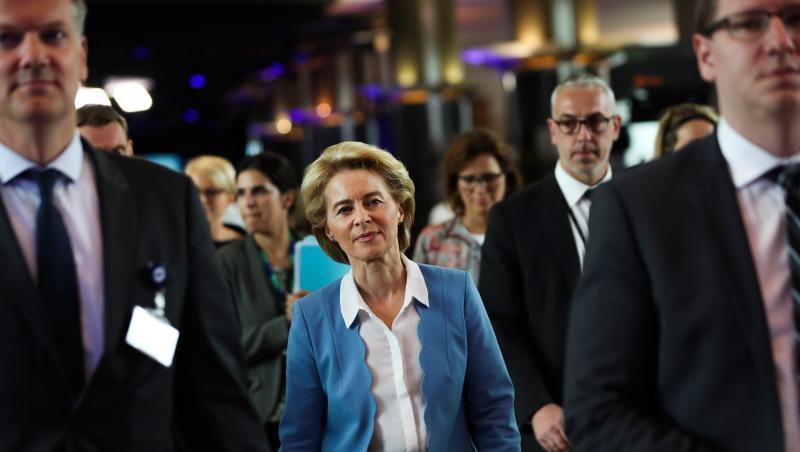 Nach zähem Ringen haben die EU-Staats- und Regierungschefs Ursula von der Leyen als Kommissionspräsidentin vorgeschlagen. Nach zähem Ringen haben die EU-Staats- und Regierungschefs Ursula von der Leyen als Kommissionspräsidentin vorgeschlagen.