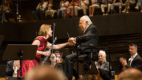 Alexandra Gruber mit Zubin Mehta.