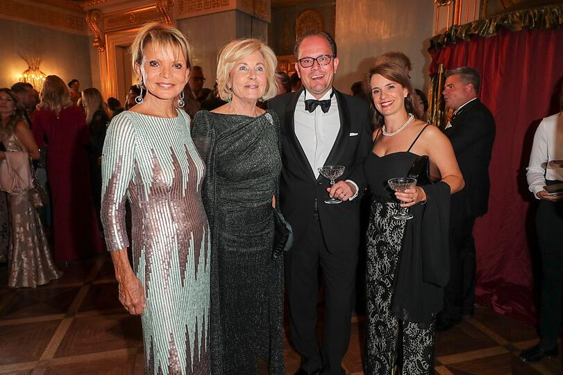 Uschi Glas, Inge Wrede Lanz, Manuel Pretzl und Frau Iris