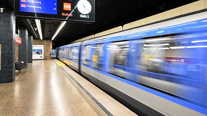 In MVV-Verbund können Schüler und Azubis weiterhin kostengünstiger Bus und Bahn fahren. (Archivbild)
