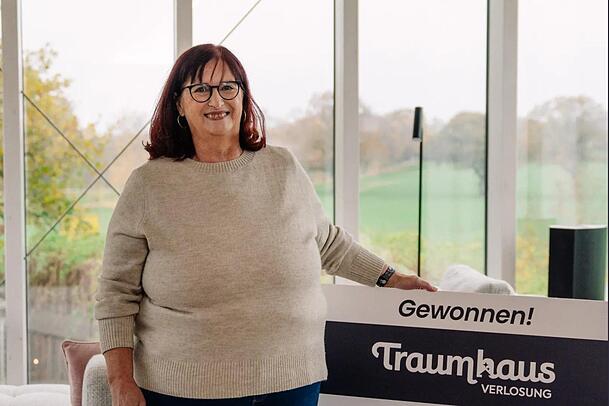 Sabine aus Bayern hat das Ostsee-Haus gewonnen. Sabine aus Bayern hat das Ostsee-Haus gewonnen.