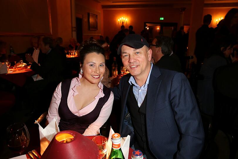 Gärtnerplatz-Intendant Josef E. Köpplinger mit Sopranistin Jennifer O'Loughlin.