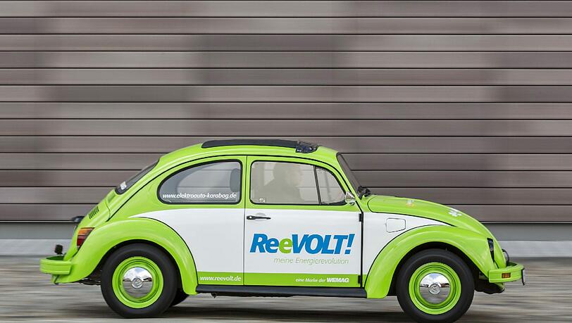 Knattert nicht: Mit einem Umrüstsatz der Hamburger Firma Karabag lassen sich auch Oldtimer wie der VW Käfer in Elektroautos verwandeln. Knattert nicht: Mit einem Umrüstsatz der Hamburger Firma Karabag lassen sich auch Oldtimer wie der VW Käfer in Elektroautos verwandeln.