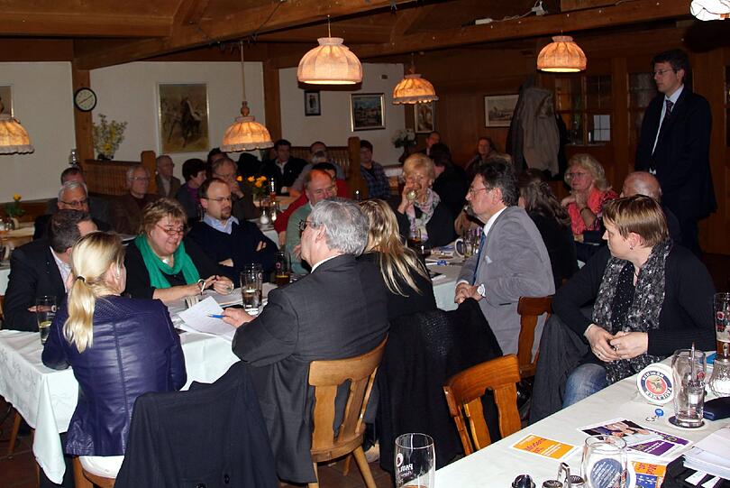 Die CSU hatte zum Bürgerdialog geladen: Beim Kommunalwahlprogramm durften alle mitreden.