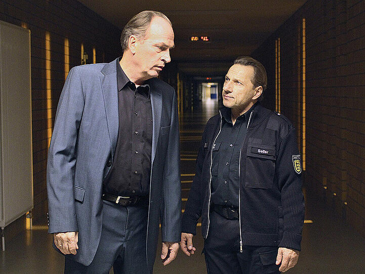 Herbert Knaup (l.) und Richy Müller in "Tatort: Freigang"