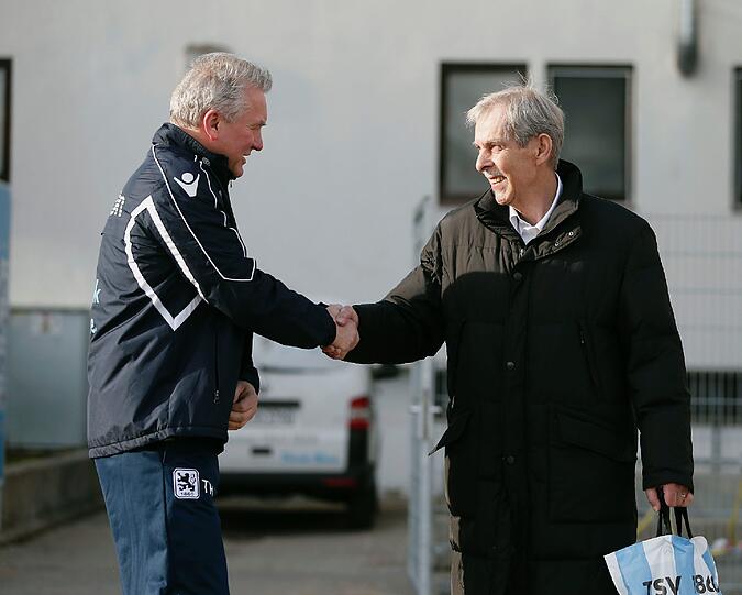 Erster Mannschaftstraining der beiden Neu-Löwen Maximilian Beister und Goran Sukalo, Ex-Präsident Dieter Schneider schaut vorbei  - die besten Bilder vom Dienstag.