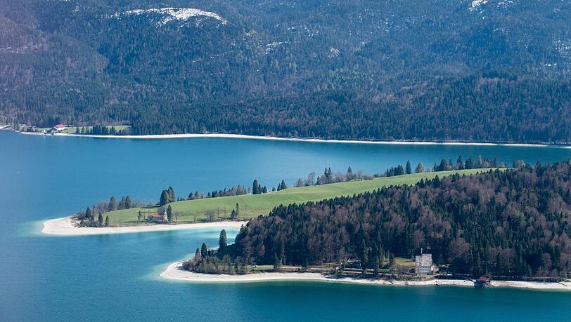 Am Walchensee wird seit Sonntag ein Taucher vermisst. (Archivbild) Am Walchensee wird seit Sonntag ein Taucher vermisst. (Archivbild)