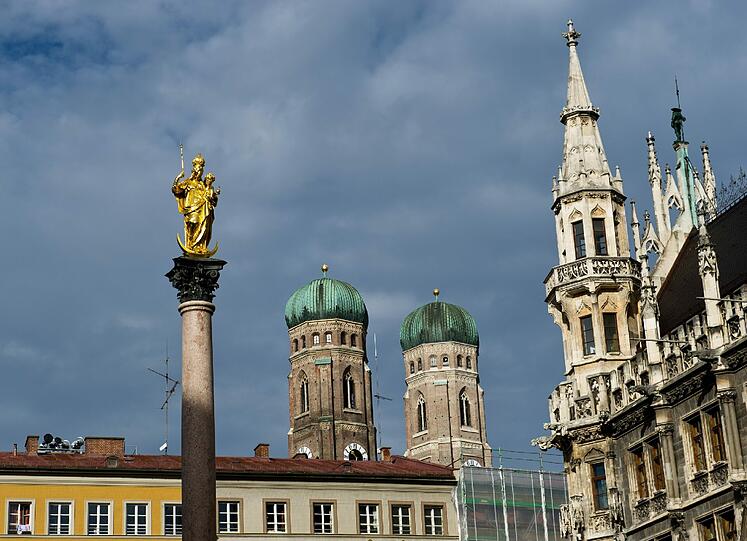 Hier geht's zum Münchner Rathaus.
