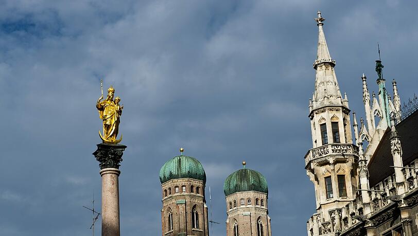 Hier geht's zum Münchner Rathaus. Hier geht's zum Münchner Rathaus.