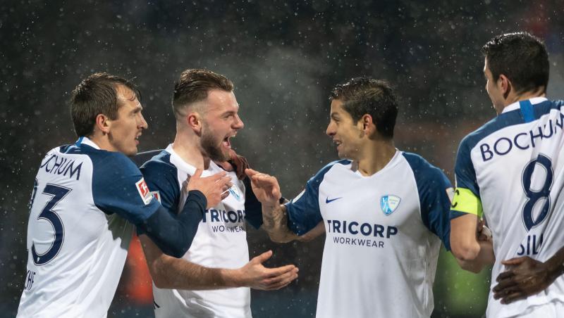 Mit dem Sieg gegen Hannover holte der VfL Bochum drei wichtige Punkte im Kampf gegen den Abstieg. Mit dem Sieg gegen Hannover holte der VfL Bochum drei wichtige Punkte im Kampf gegen den Abstieg.