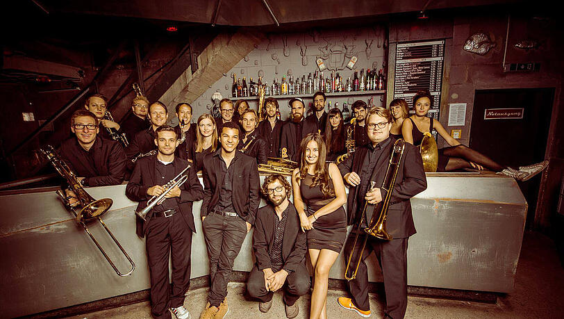 Die Jazzrausch Big Band treten heute Abend im Cord Club auf. Die Jazzrausch Big Band treten heute Abend im Cord Club auf.
