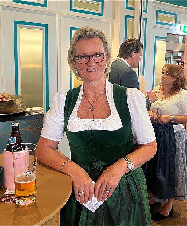 Angela Inselkammer, die Präsidentin vom Bayerische Hotel- und Gaststättenverband Dehoga. Sie sagt: "Unsere Küchenchefs brauchen einen Einkauf, der schnell funktioniert."
