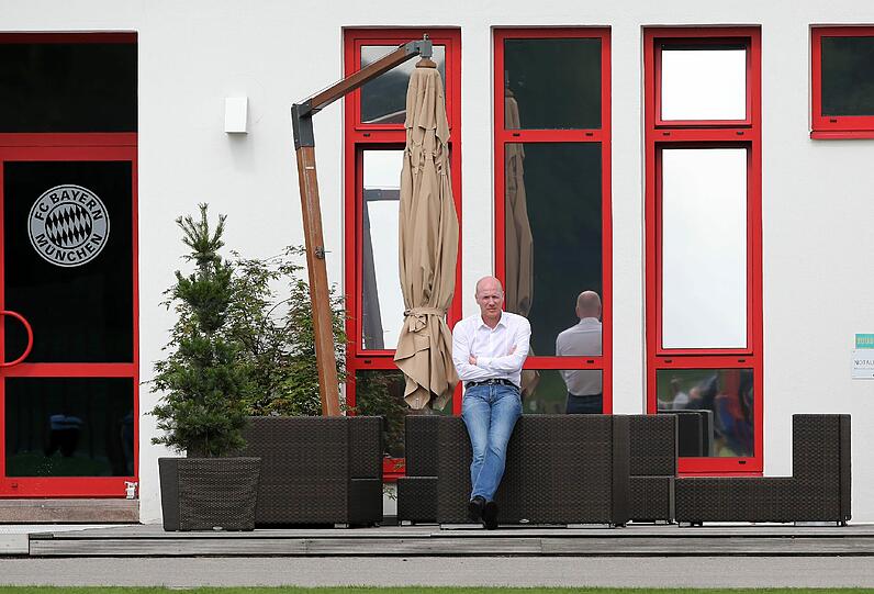 Matthias Sammer hat alles im Blick.
