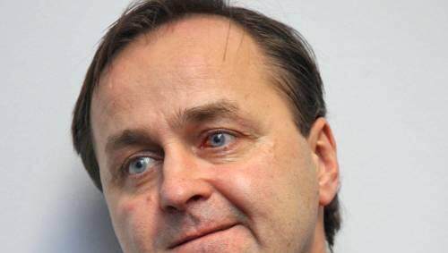 Setzt ungebrochen auf das Prinzip Hoffnung: Tiger-Sportdirektor Otto Sykora. Setzt ungebrochen auf das Prinzip Hoffnung: Tiger-Sportdirektor Otto Sykora.