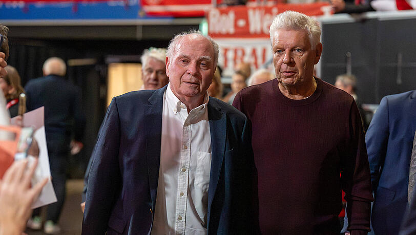 K&uuml;nftig zusammen im Bayern-Aufsichtsrat: Dieter Reiter (r.) und Uli Hoene&szlig;.