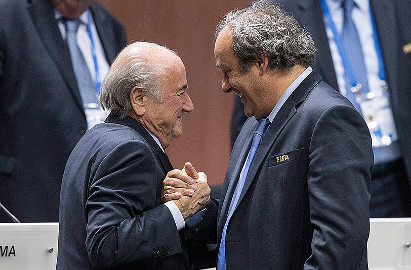 Wurden gemeinsam suspendiert: Fifa-Chef Sepp Blatter und Uefa-Chef Michel Platini.