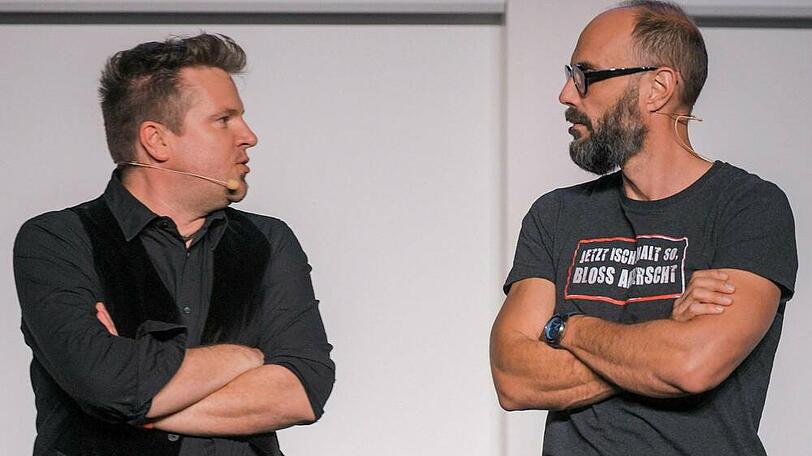 Volker Klüpfel und Michael Kobr bei einem Auftritt in Erfurt