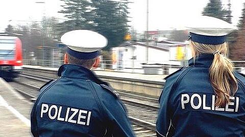 Die Beamten der Bundespolizei mussten am Samstag gleich zweimal zu eskalierten Kontrollen ausrücken. (Symbolbild)