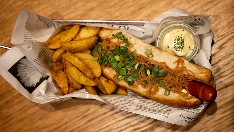 Das gibt's nicht überall: bayerischen Hot Dog. Das gibt's nicht überall: bayerischen Hot Dog.