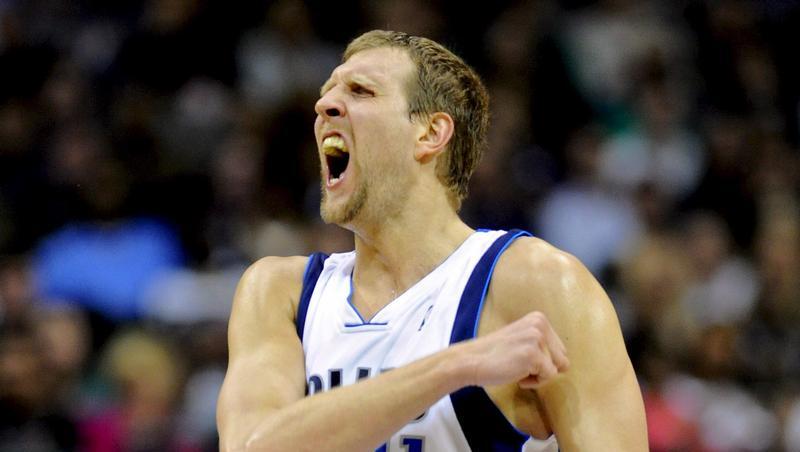 Siegtreffer in letzter Sekunde: Dirk Nowitzki. Siegtreffer in letzter Sekunde: Dirk Nowitzki.