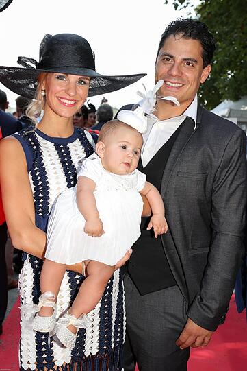 Silva Gonzales und Stefanie Schanzleh mit Tochter Ella