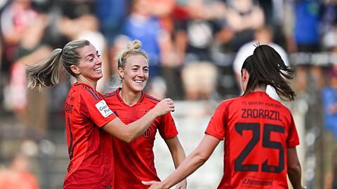 Bayern Münchens Fußballerinnen können weiter jubeln.