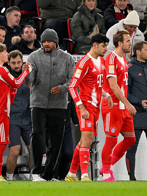 Kompany bringt frische Kräfte: Pavlovic, Karl und Kane betreten das Spielfeld und sorgen für den entscheidenden Schub gegen Stuttgart.