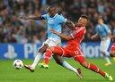 Jerome Boateng und der FC Bayern bringen bei Manchester City die erste Glanzleistung der neuen Saison und schnappen sich den siebten Sieg in Serie. Der Rekord rückt näher - und Europa zittert ob der Frühform des Titelverteidigers.