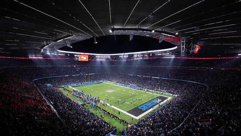 Die NFL kehrt 2026 wieder mit einem Gastspiel in die Münchner Allianz Arena zurück. (Archivbild) Die NFL kehrt 2026 wieder mit einem Gastspiel in die Münchner Allianz Arena zurück. (Archivbild)