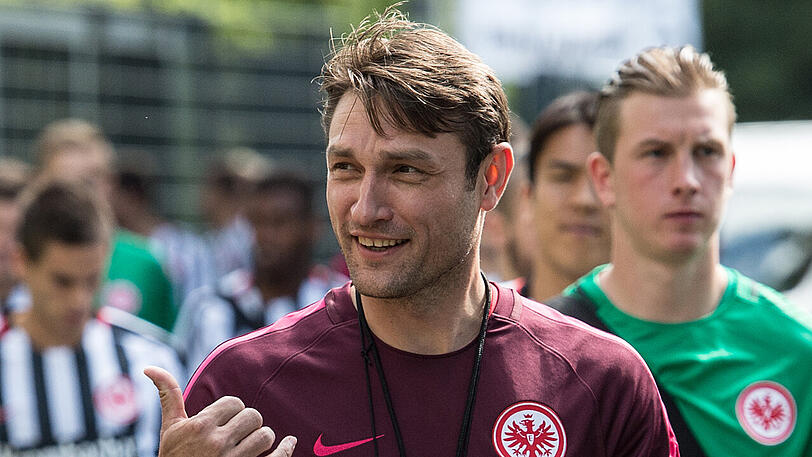Robert Kovac schnappte einen Verbrecher und übergab ihn der Polizei.