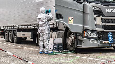 Zwei Trucker sind wegen gemeinschaftlichen Totschlags vor dem Landgericht Heilbronn angeklagt.(Archivbild)
