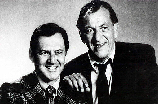 Jack Klugman und Tony Randall auf einem PR-Photo für die Serie "Männerwirtschaft".