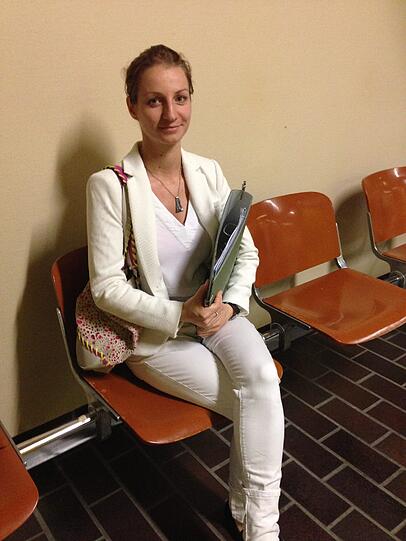 Sara Schrader im Amtsgericht.