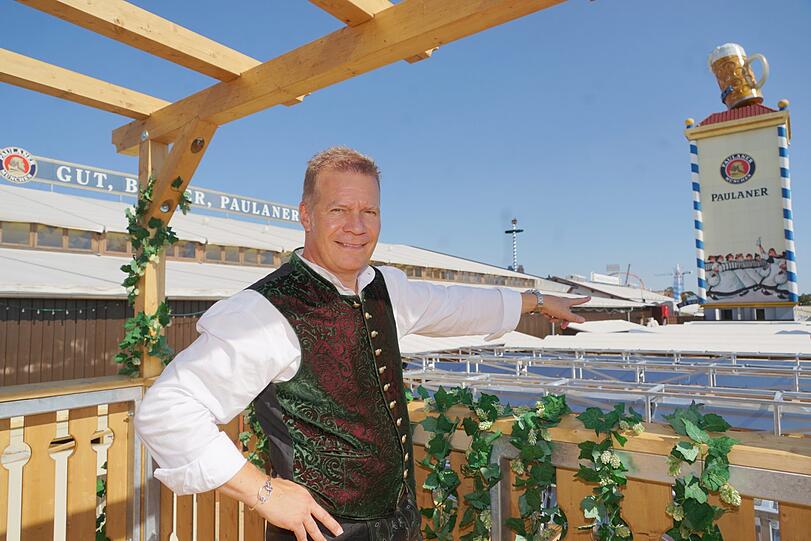 Andreas Steinfatt auf dem neuen Balkonbiergarten vom Winzerer Fähndl.
