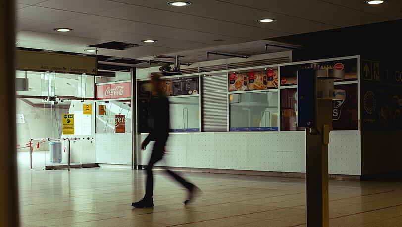 Wie hier an der Messestadt Ost stehen derzeit viele U-Bahn-Kioske leer. Wie hier an der Messestadt Ost stehen derzeit viele U-Bahn-Kioske leer.