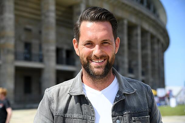 Matthias Killing hat über seine „Traumschiff“-Ambitionen gescherzt. Die AZ hat für ihn beim ZDF nachgehakt. Matthias Killing hat über seine „Traumschiff“-Ambitionen gescherzt. Die AZ hat für ihn beim ZDF nachgehakt.