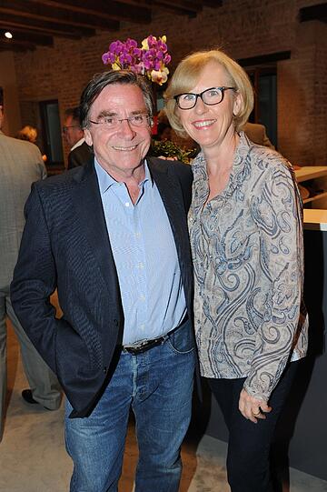 Elmar Wepper und Frau Anita bei der Eröffnung des Betten Concept Store am 29.08.2013 in München.