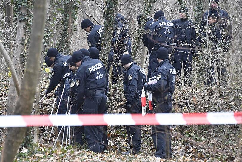 Die Polizei sucht fieberhaft nach dem Täter.
