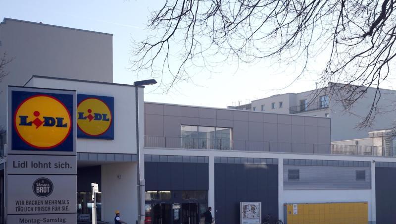 Oben wohnen, unten einkaufen: Auf dem Dach der Lidl-Filiale an der Bornholmer Straße in Berlin sind Wohnungen enstanden. Oben wohnen, unten einkaufen: Auf dem Dach der Lidl-Filiale an der Bornholmer Straße in Berlin sind Wohnungen enstanden.