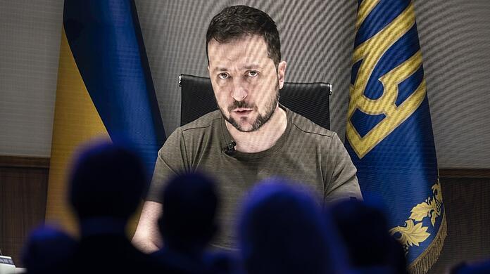 Der ukrainische Präsident Wolodymyr Selenskyj bedankt sich für die internationale Unterstützung.