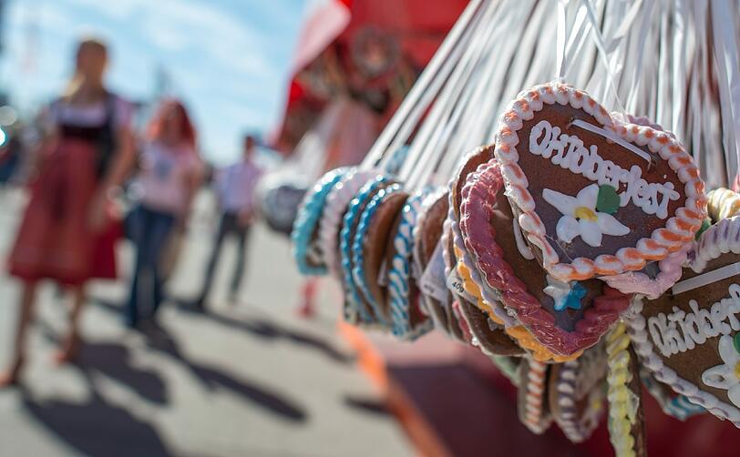 Die ersten Wiesn-Herzen hängen bereits.